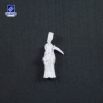 Dije Santa Muerte en plata .925 con asa con piedras 3.3 × 1.2 cm – Platería Wüero (cód. 5260)