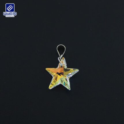 Dije estrella de cinco puntas en plata .925 con cristal tornasol – Platería Wüero (cód. 5313)