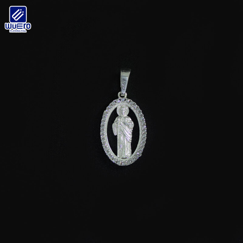 Dije de San Judas con Contorno de Piedras